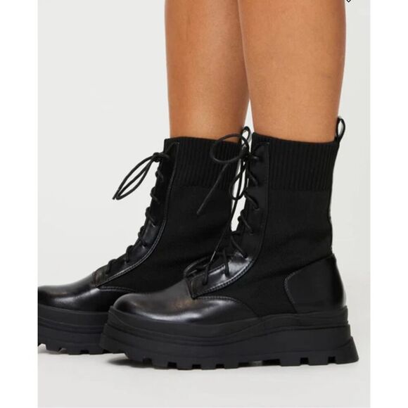 Lemonade Princess Polly Muscle Combat Boots Black Nwot Size 8 - Picture 1 of 9